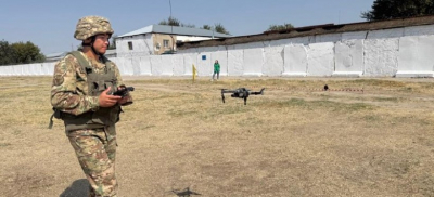 &quot;Битва дронов&quot;: зрелищные армейские состязания провели на юге Казахстана