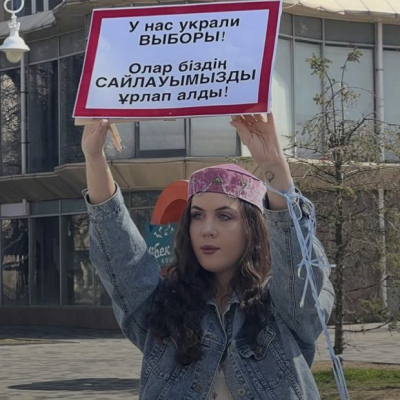 15 суток за плакат