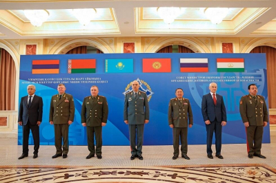 О чем договорились министры обороны ОДКБ, рассказал Жаксылыков