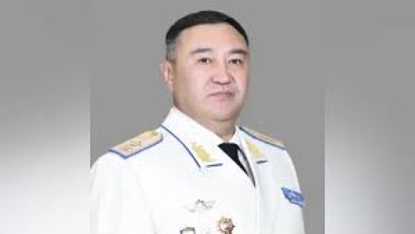 Утечки из КНБ Казахстана: Азамат Ищанов, Ермек Сагимбаев и его любовница Айнура Каримова