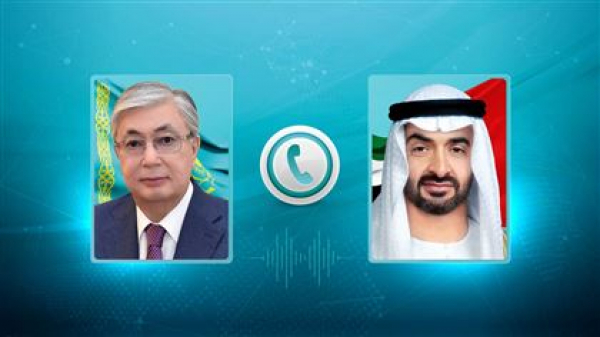Глава государства провел телефонный разговор с президентом ОАЭ