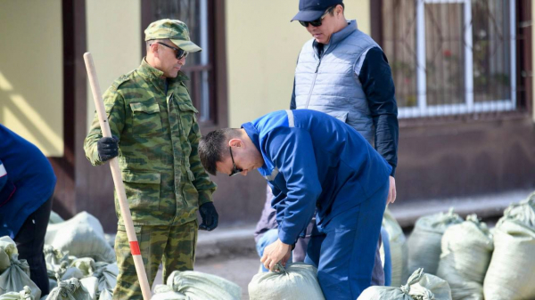 В ЗКО дополнительно перебросят 500 военнослужащих и спасателей