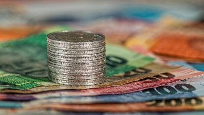Наличные курсы валют в Алматы, Астане и Шымкенте на 20 декабря 2023 года