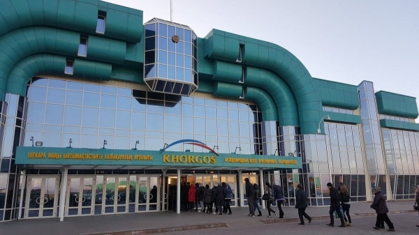 Разные условия для казахстанцев и китайцев возмутили предпринимателей международного центра «Хоргос»