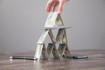 Организатор финпирамиды Warner Bros получил 5 лет лишения свободы  