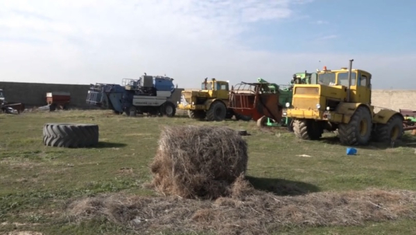 Списанные комбайны готовят к посевной в Туркестанской области