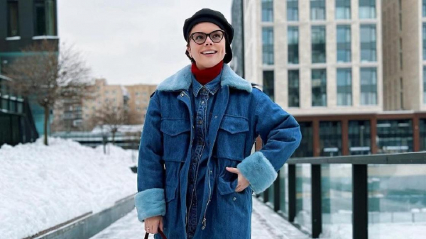 "Озорная девчонка": молодая жена 78-летнего Петросяна покорила фанатов зимними образами