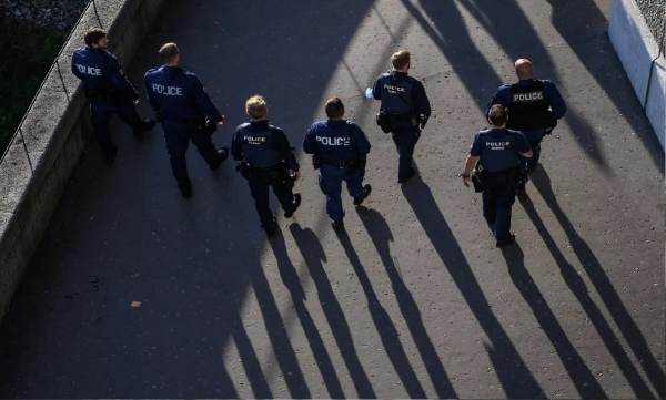 Массовые беспорядки во Франции перекинулись на Швейцарию