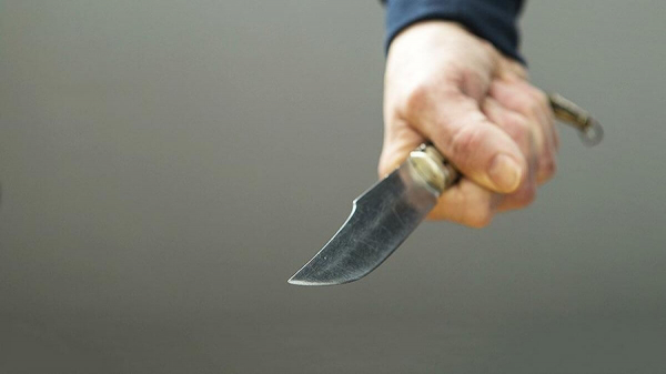 С ножом на улице напали на пенсионера в Талдыкоргане