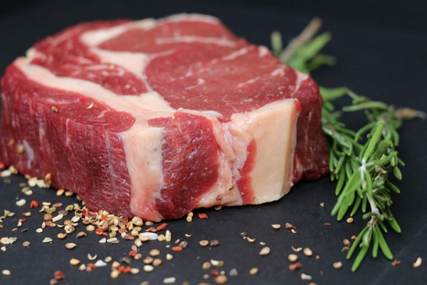 Поголовье растет, а мясо дорожает: статистика животноводческого рынка в Казахстане