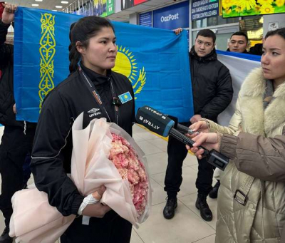 Девушка-полицейский из Атырау стала чемпионкой мира по ММА