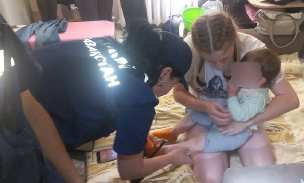 Застрявшего в стиральной машине двухлетнего ребенка спасли в Уральске