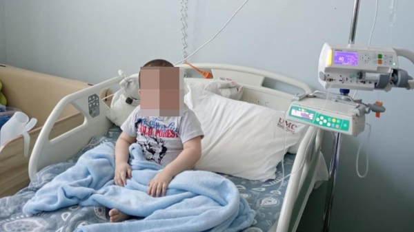 "Перестал сидеть и ходить": мальчик из Карагандинской области страдает опасным видом рака