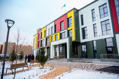 Токаев: В Астане не осталось школ с трехсменным обучением