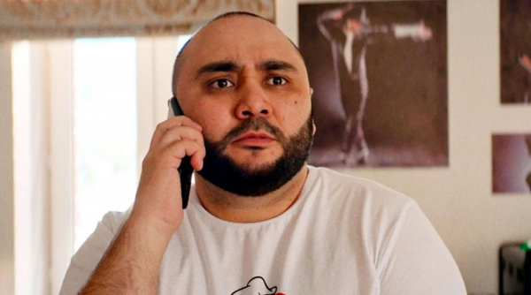 «Закроем долги за неделю»: казахстанцы делятся видео с известным вайнером
