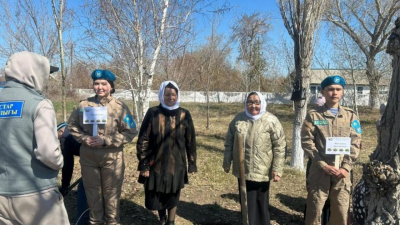 Именные деревья высадили в Актогайском районе Павлодарской области