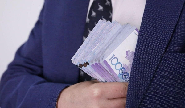 На 19 млн тенге оштрафовали чиновника за взятку в Западно-Казахстанской области