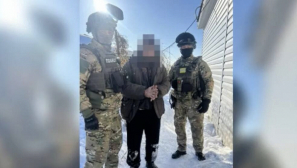 Мужчину подозревают в организации фотолаборатории в квартире в Акмолинской области